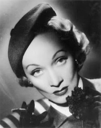 Marlene Dietrich and her tilted beret (1932)