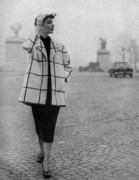 1952 Balenciaga with No Waistline